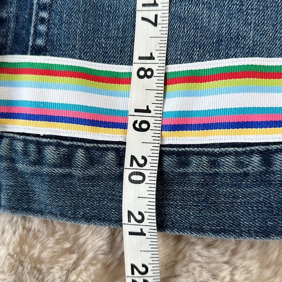 Vintage Levi’s | Denim Jean Jacket - Picture 9 of 10